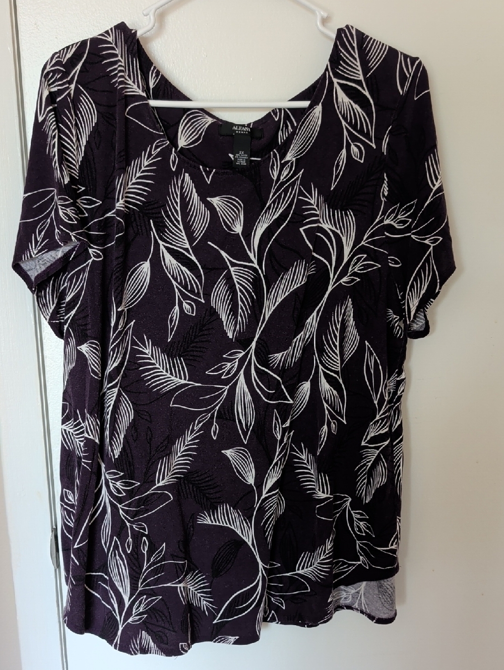 Alfani Purple And Black Short-Sleeve Tee with White Leaf Print